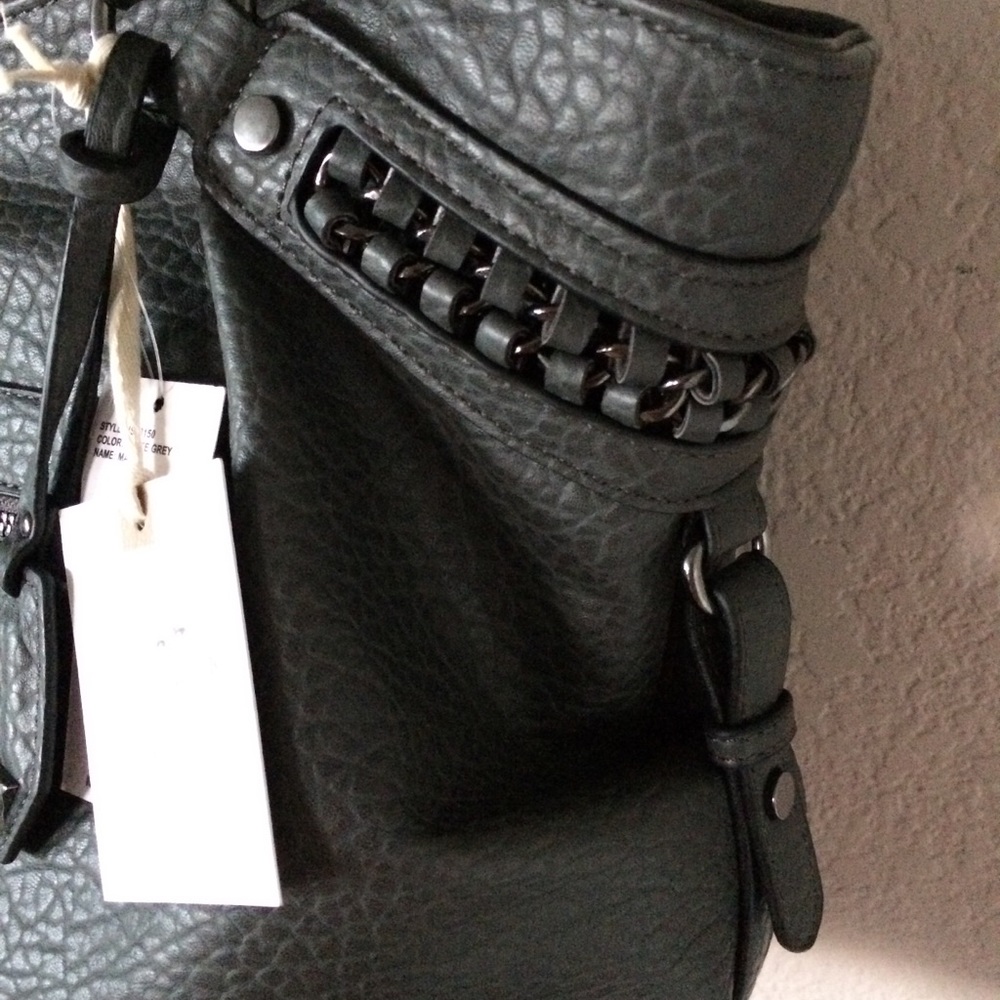 Jessica Simpson gray handbag - Picture 3 of 8